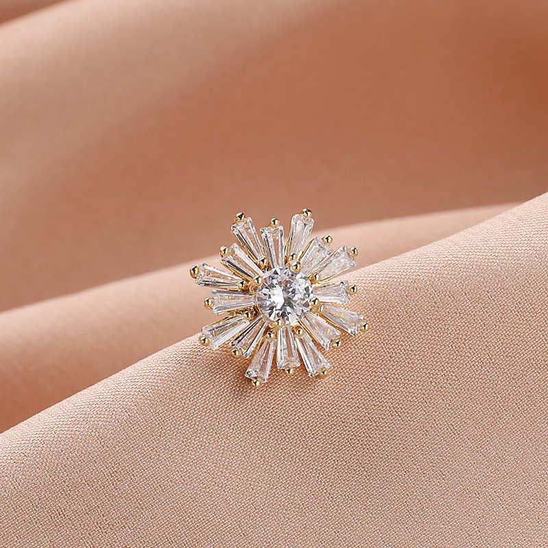 

Брошь-лацкан «Бриллиантовая снежинка»: Модная брошь для женских рубашек