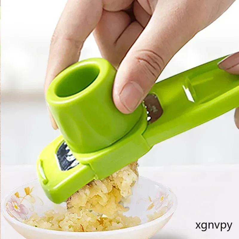 Xgnvpy 1 st Multifunktionell Manuell Vitlökspress Press Ingefära Kvarn Rivjärn Skärare Skalare Köksverktyg