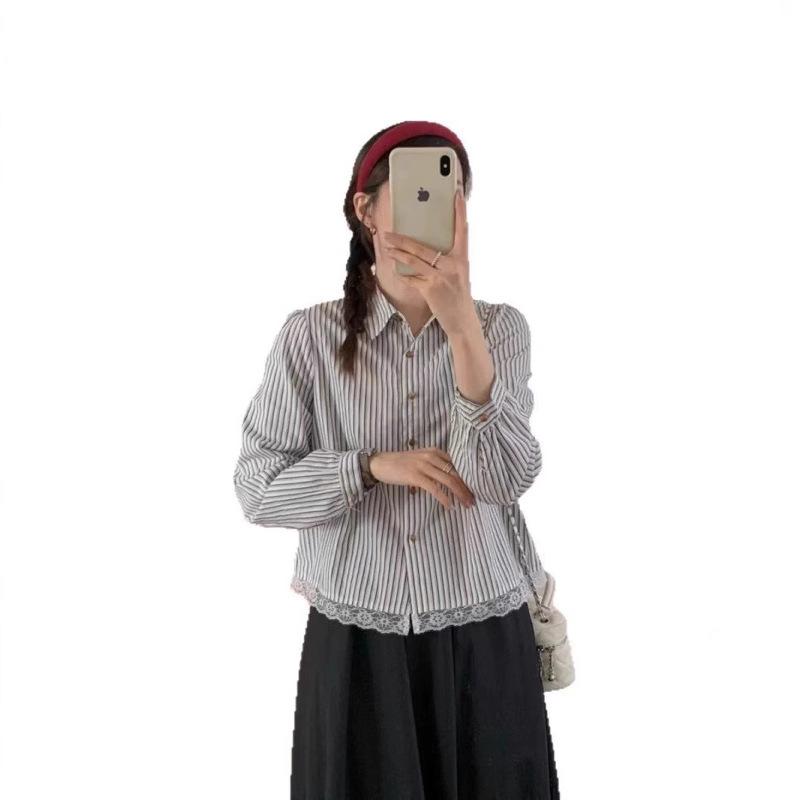 Bluză cu dungi și bordură din dantelă pentru femei, Primăvara 2025 - Stil coreean, Croială lejeră, High-End, Petite