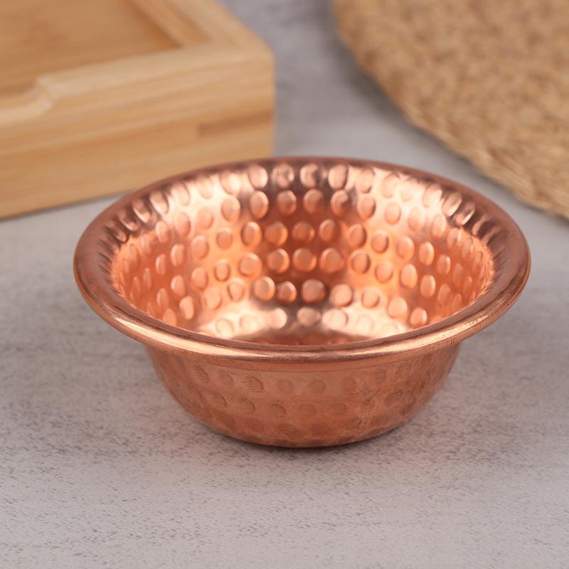 Nepalski Miedziany Miska na Wodę do Zasilania Ręcznie Robiona Mała Pomyślny Wzór Młotkowany Miska na Świętą Wodę Dla Buddy Artykuły Buddyjskie