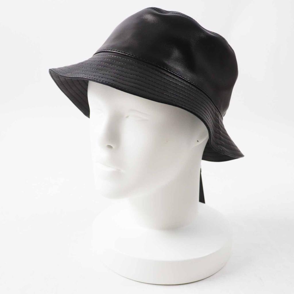 Pristine LOEWE hat Anagram leather patch black Lamb leather Women Used