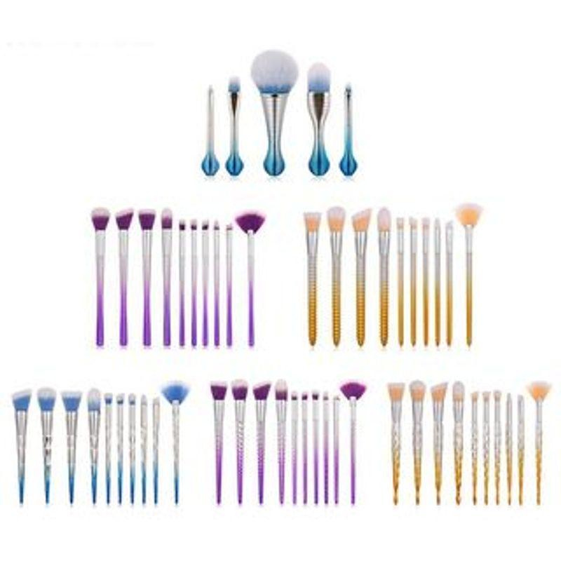 Strich der Schönheit - Set: Make-up-Pinsel mit Farbverlauf-Griff