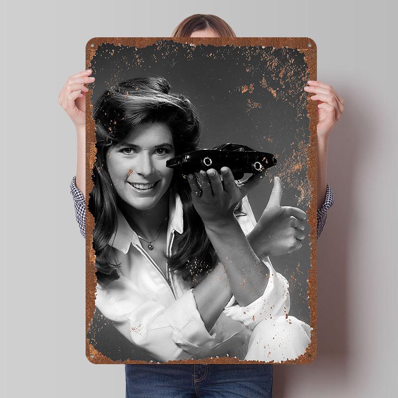 Knight Rider Print Tinplate Posters Customizable Wall Art Retro Vintage Metal Tin Signs for Desk Decor Home Decorations House