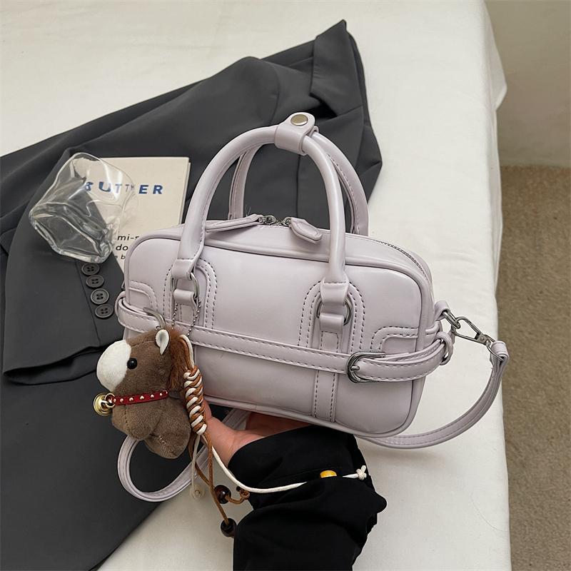 2026 New Fashion Simple PU Material Boston Shoulder Bag Versatile Minority Design Sense Commuter Crossbody Bags for Women