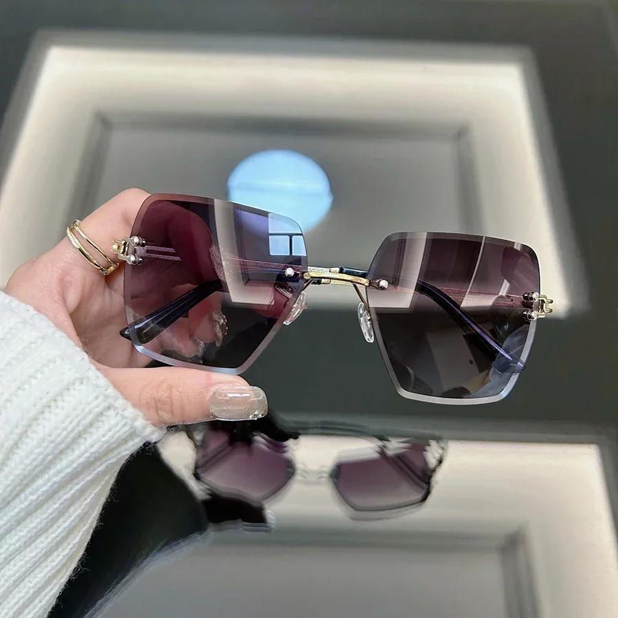 Stilvolle quadratische Sonnenbrille Damen Herren Klassische Retro Modebrille Lässig Weiblich Männlich