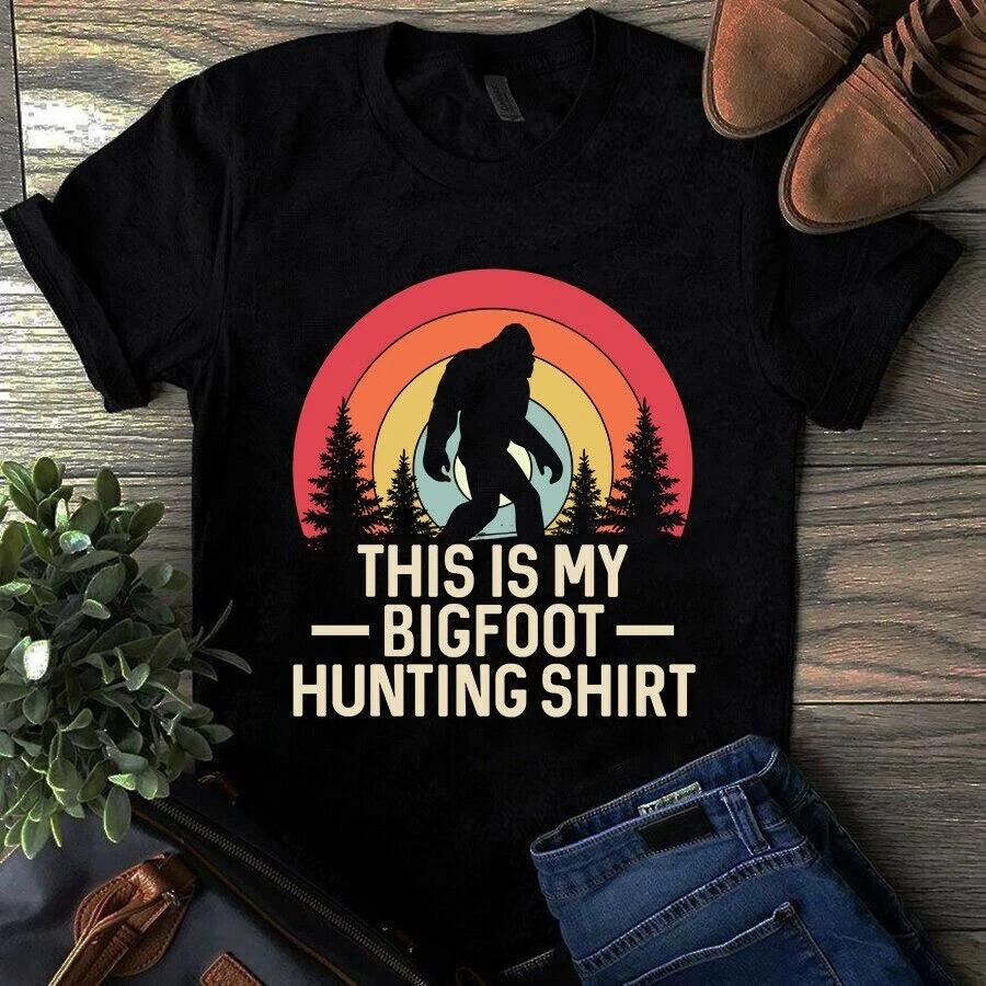 This Is My Bigfoot Hunting Men s and Women s T-shirts Retro Vintage Men s and Women s T-shirts M