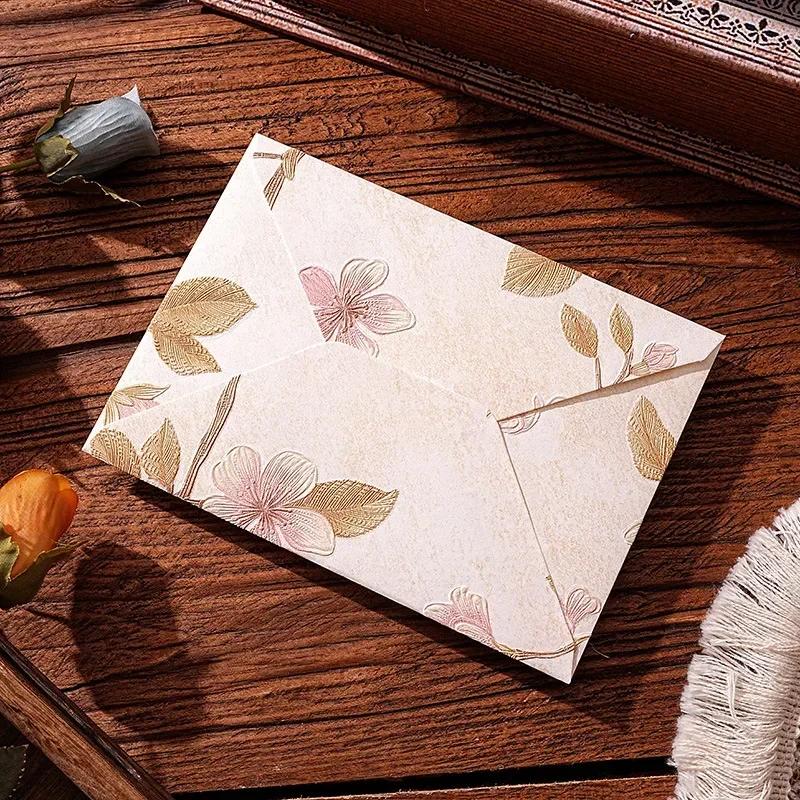 10Pcs Vintage Art Flower Relief Kraft Paper Envelope Letter Paper Wedding Invitation Postcard Holders Aesthetic Mailer Packaging
