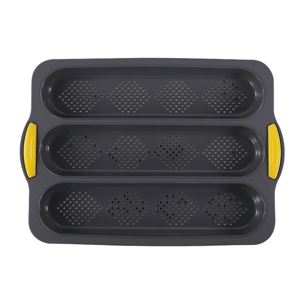 This high performance silicone baking tray provides an optimal experience when making delicious homemade bread