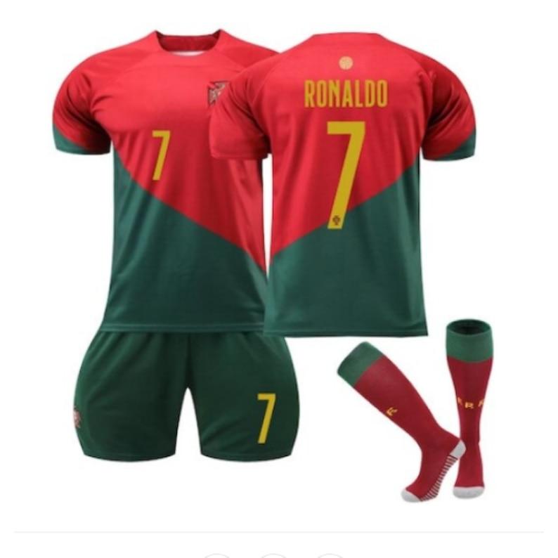 Kids Sport Equipment Ronaldo Portugal Soccer Jersey No.7 2022/2023 Season Free Keychain 6-Piece Set Red Polyester