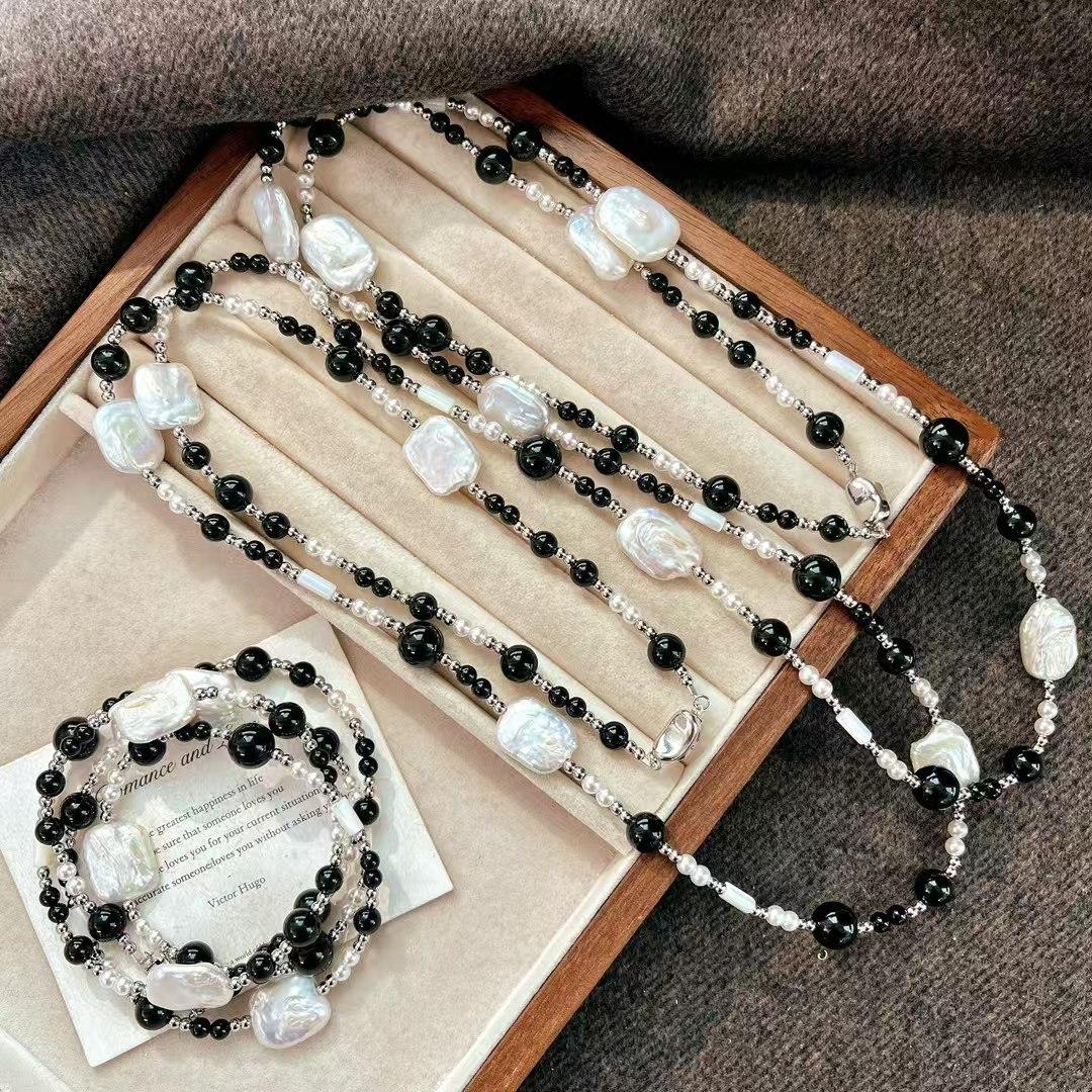 Vintage High Quality Natural Freshwater Baroque Pearl Black Agate Artificial Crystal Pearl Sweater Chain Item