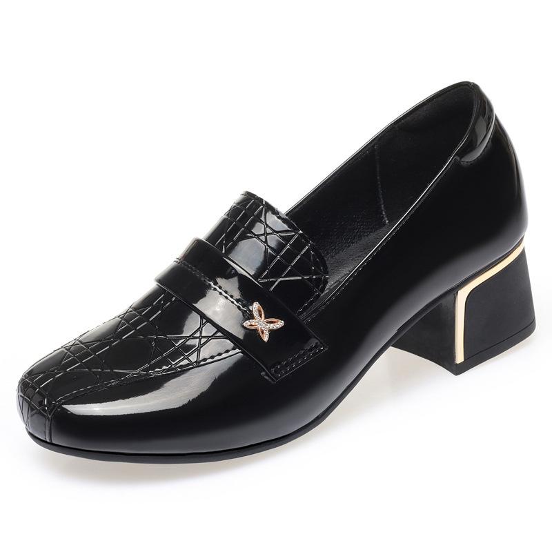 

Мода 2024 Весна Британский Стиль Туфли На Каблуках С Глубоким Ртом Женские Мокасины Яркая Кожа Мягкая Кожа Комфорт Офисные Туфли Для Мам 42(Foot26cm)