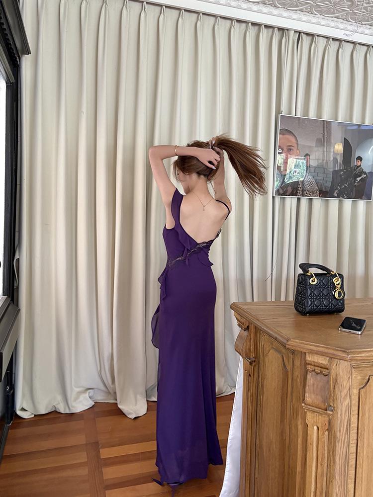2026 Spring/Summer Bay Leaf Lace-Trim V-Neck Spaghetti Strap Maxi Dress