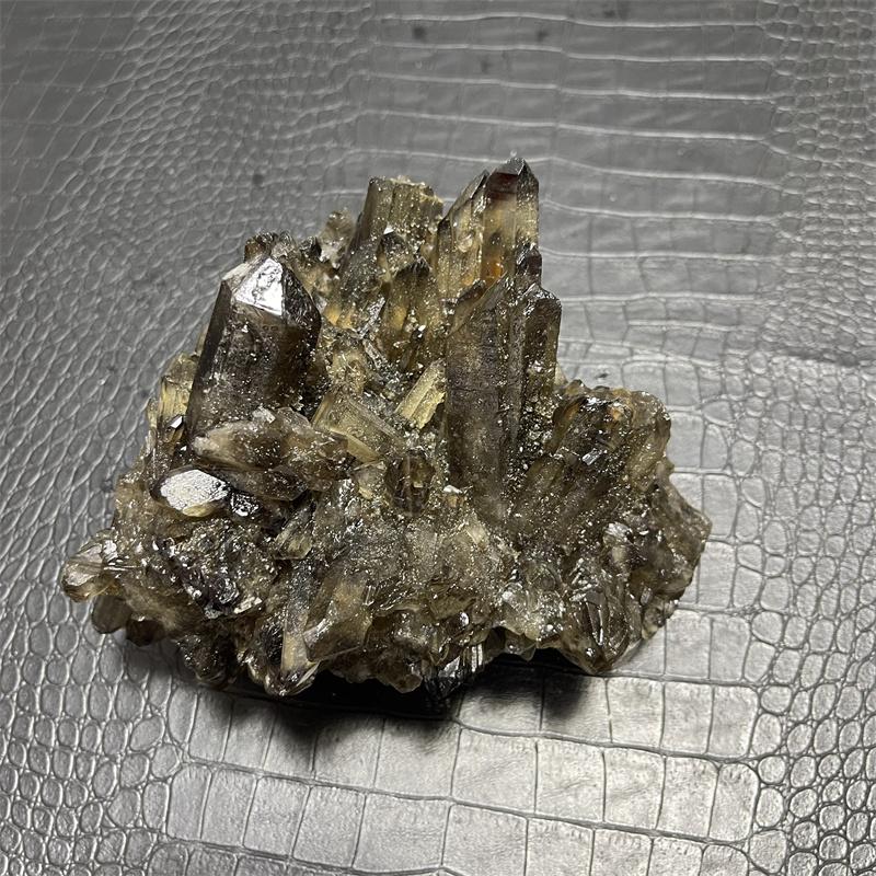1.8kg Natural Smoky Black Quartz Crystal Cluster Point Mineral Specimen Reiki Healing Home Office Decoration Meditation