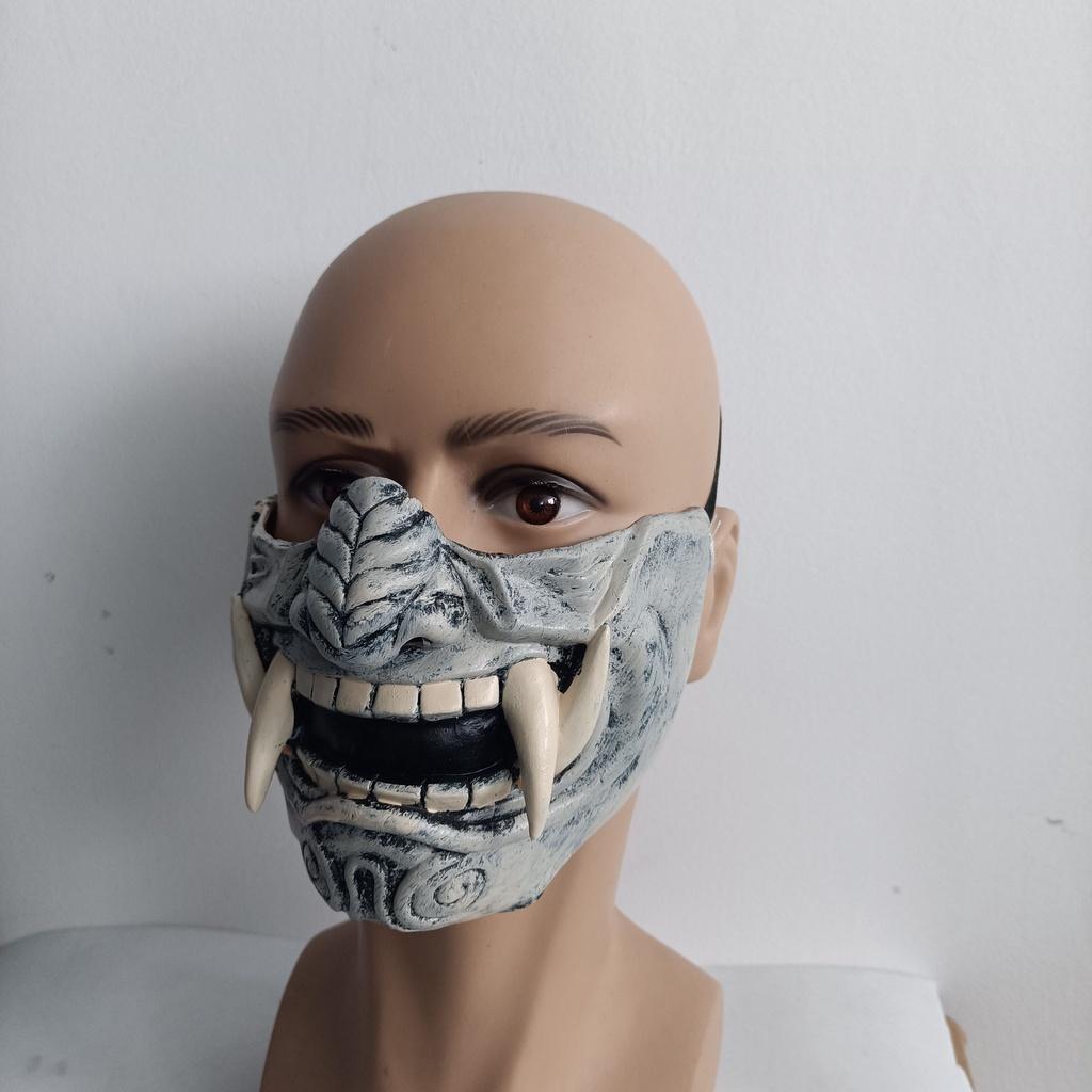 

Маска Хання Демон Воин Половина Лица Натуральный Латекс Хэллоуин Косплей Реквизит Костюм белый