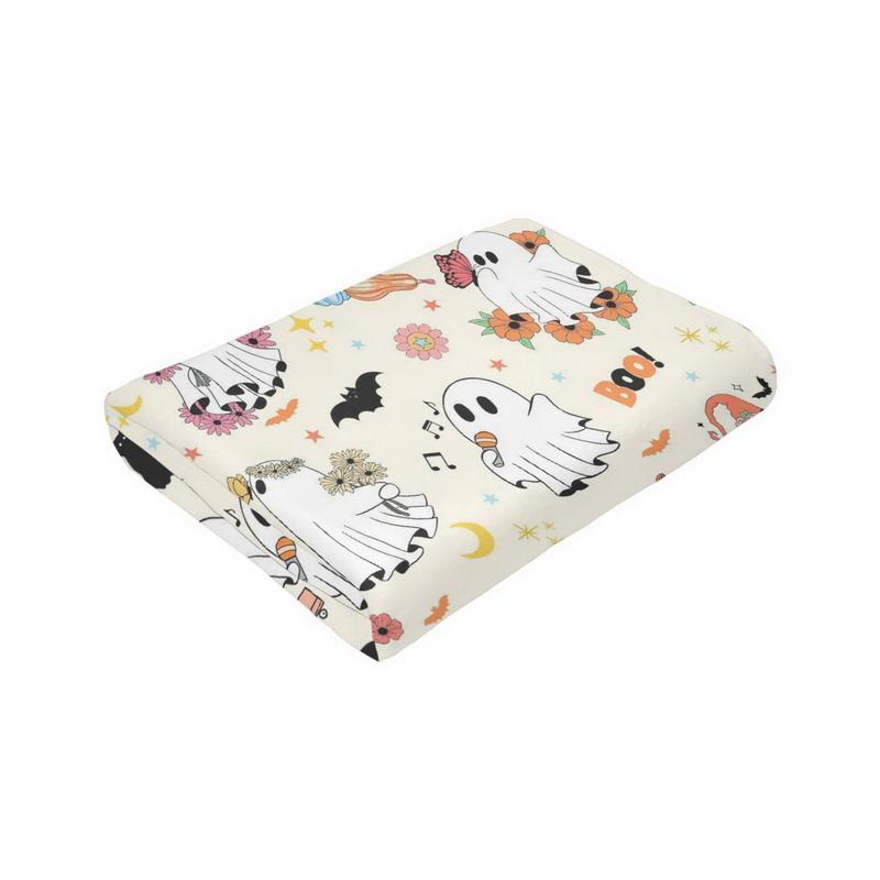 Gruseliges Halloween-Print-Kuscheldecke | Rundum-Design mit Kürbis, Fledermaus & Hexenhut auf gemütlichem Flanell Verschiedener Stil