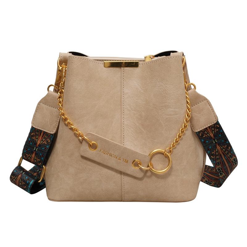 Large capacity bag women 2025 new trendy fashion shoulder messenger bag versatile portable bucket bag simple handbag