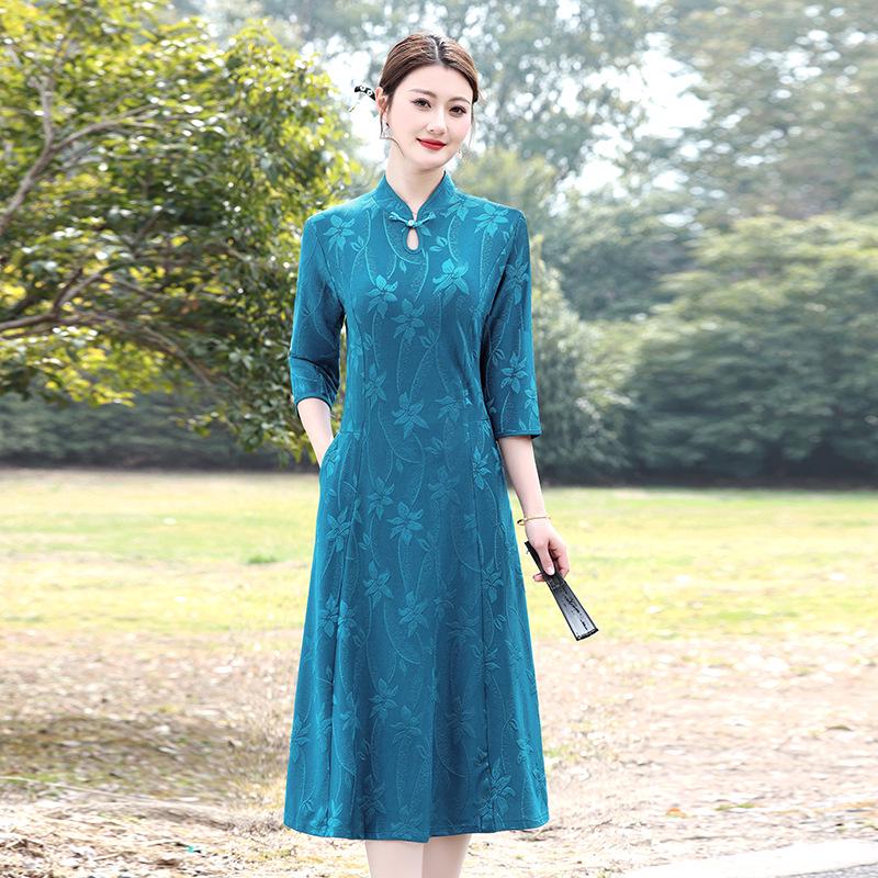 

2026 Spring Mid-length Elastic Qipao Dress with Water Drop Neck, 3/4 Sleeves, Solid Red XL (45-55 kg) синий