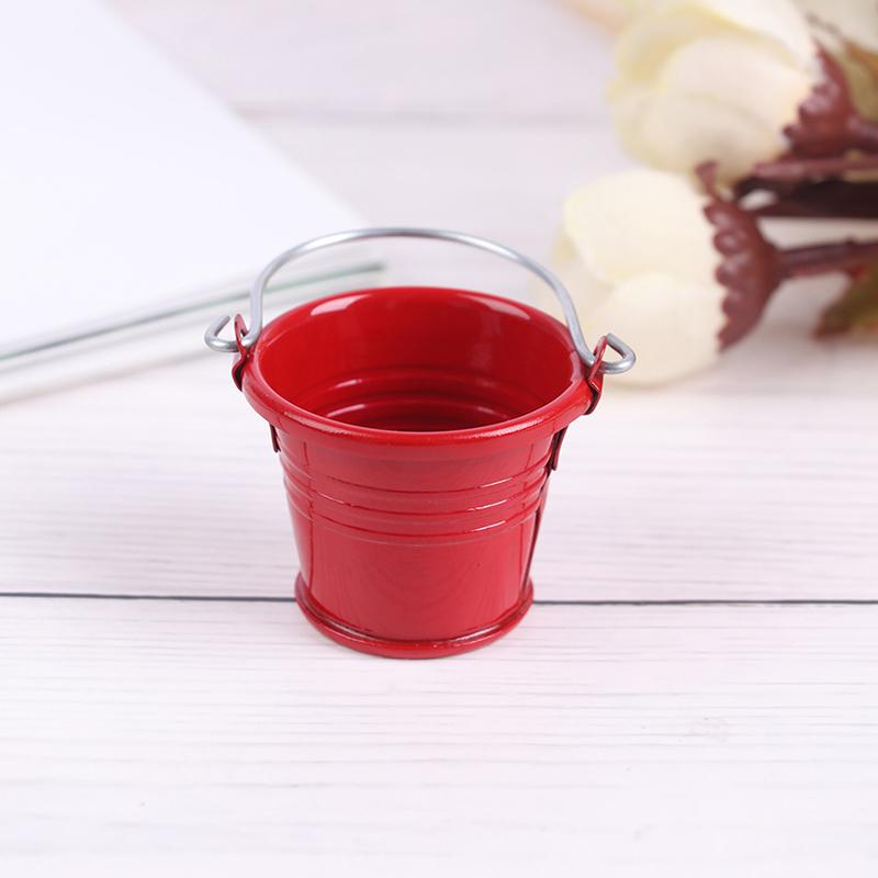 1pcs Dollhouse Miniature Bucket Water Bucket 1:12 Fairy Home Kitchen Pretnd Play Game Classic Pretend Play Furniture Toys Gifts