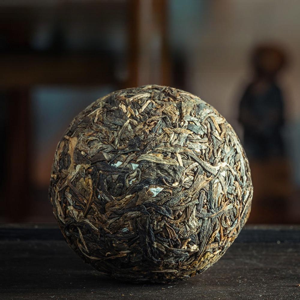 Sweet Smooth 2021 Spring PuErh Tea ManNuo Panda Tribute Raw Tea Cake 100g