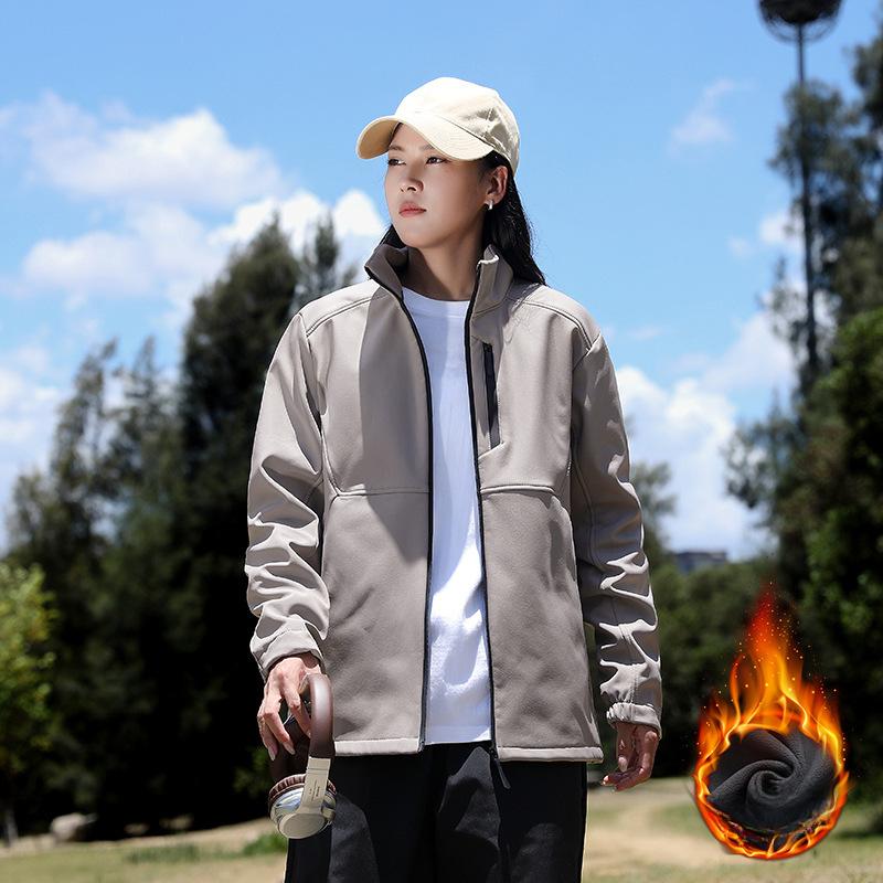 Soft Shell Jacket for Men and Women In Autumn and Winter Plus Velvet Thickened Thermal Jacket for Loose Couples