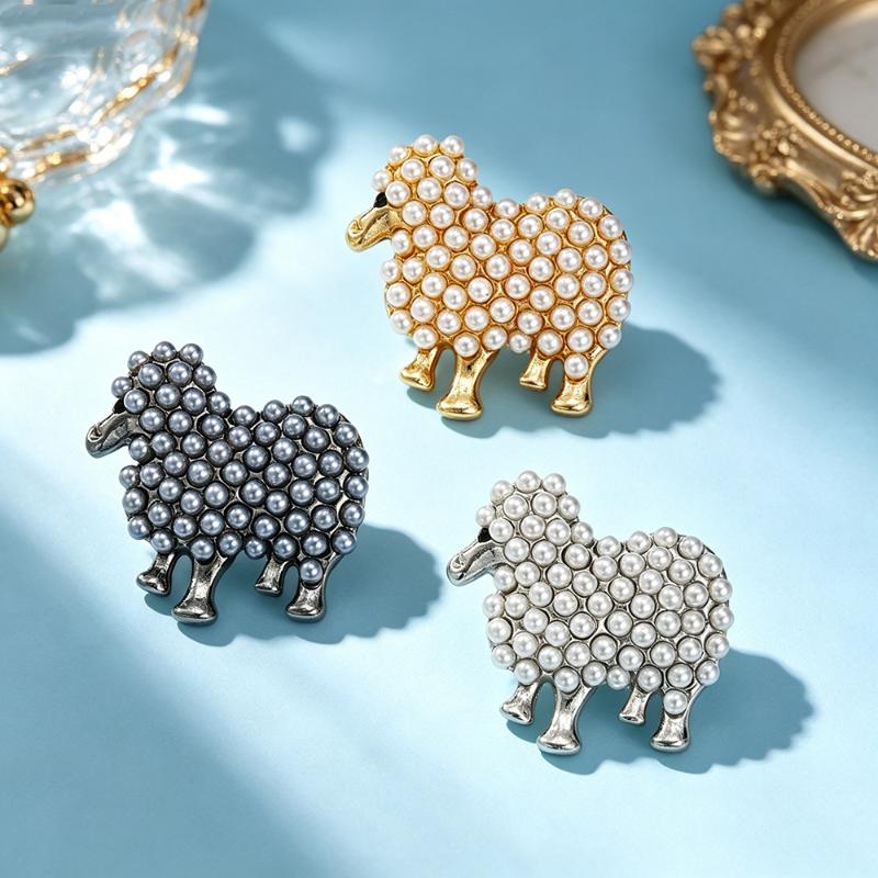 Delicate Faux Pearl Inlaid Sheep Brooch Lightweight Durable Lapel Pin for Graduation Party Daily Outfit Women Accessory