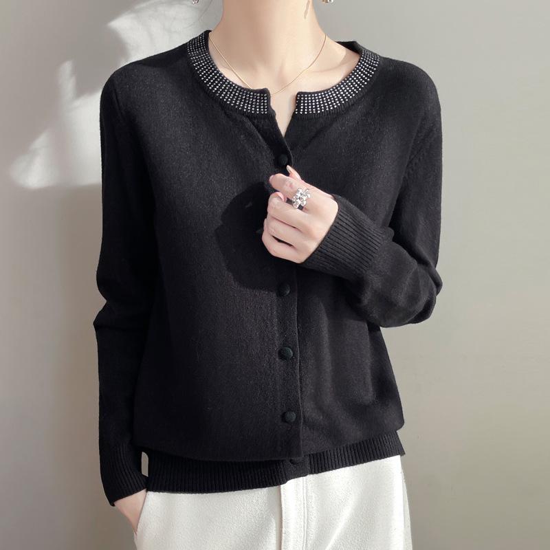 

Новый весенний кардиган из бархатного трикотажа: Круглый вырез, Дизайн с горячей фиксацией, Однотонный, Мягкий длинный рукав XXL