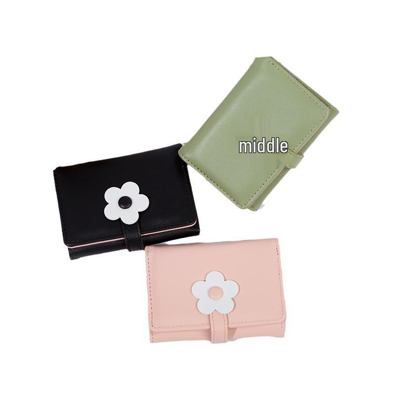 Fresh Daisy Trifold Student Wallet - Simple, Sweet, and Cute Japanese-Korean Style