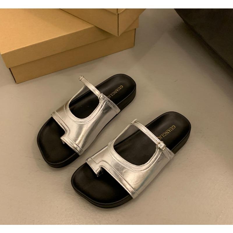 Nowe Modne Paski Letnie Buty Plażowe Kwadratowe Obcasy Klapki Damskie Słodka Kokardka Zewnętrzne Letnie Sandały Wsuwane Buty