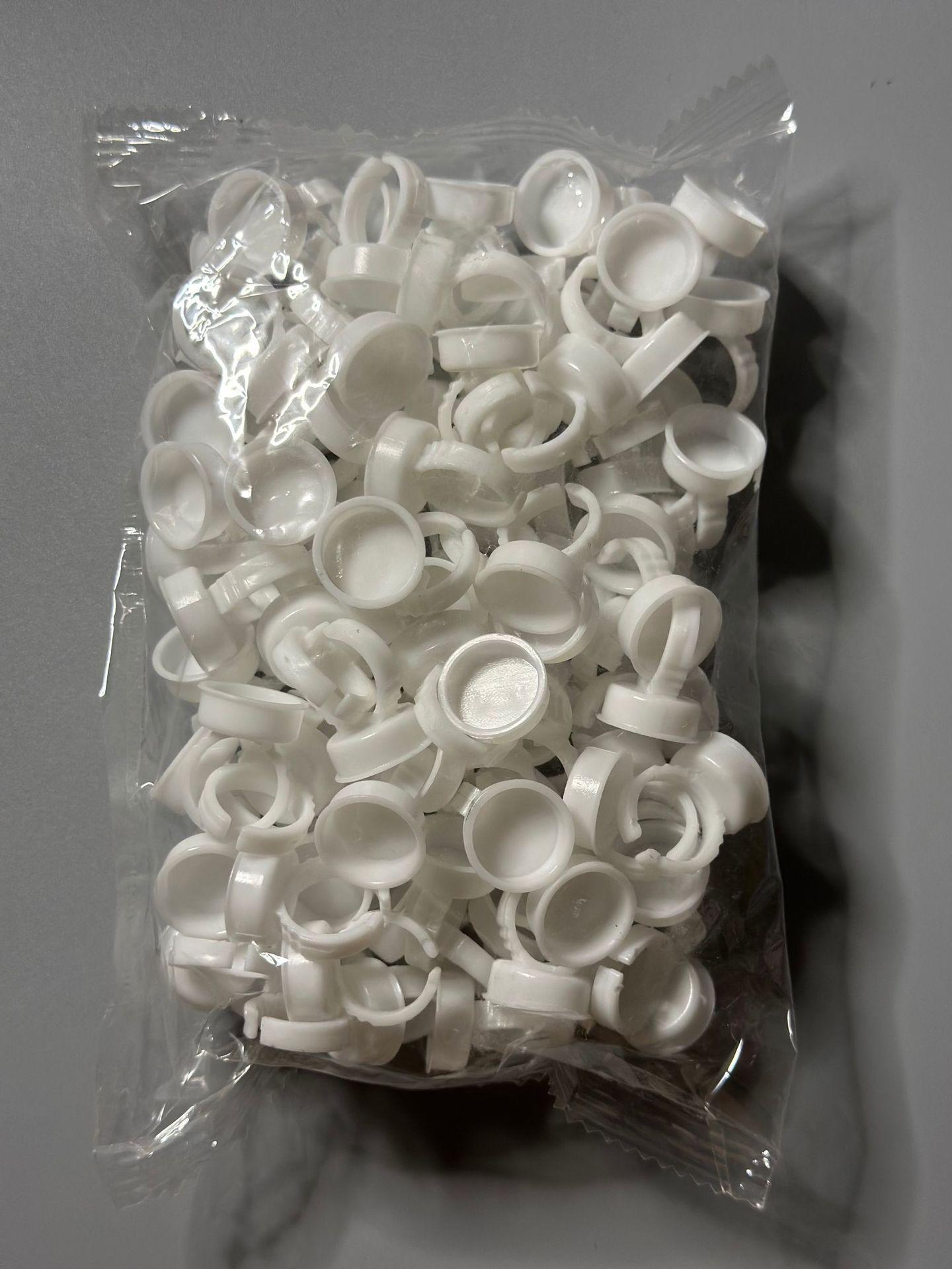 

Кольцо-чашка для клея для наращивания ресниц и пигмента для микроблейдинга