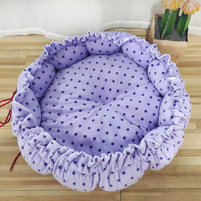 Universal Pet Nest: Medium & Large Pumpkin-Style Cushion for Cats and Dogs