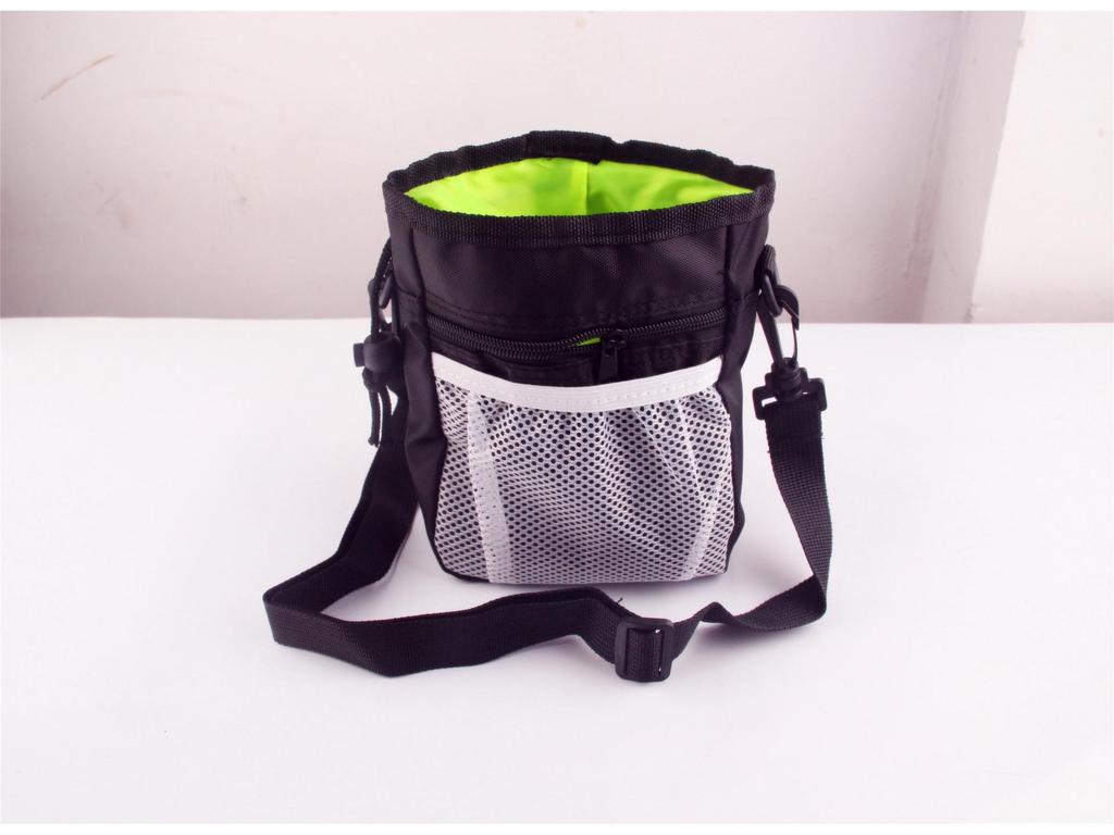 Multifunctional Pet Training Waist & Crossbody Bag for Snacks and Feeding