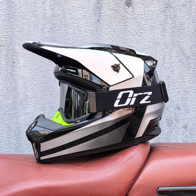 Orz Multi-Purpose Helmet for Off-road, Electric Bicycles, and Mountain Riding - Suitable for Children, Teenagers, Men, and Women.