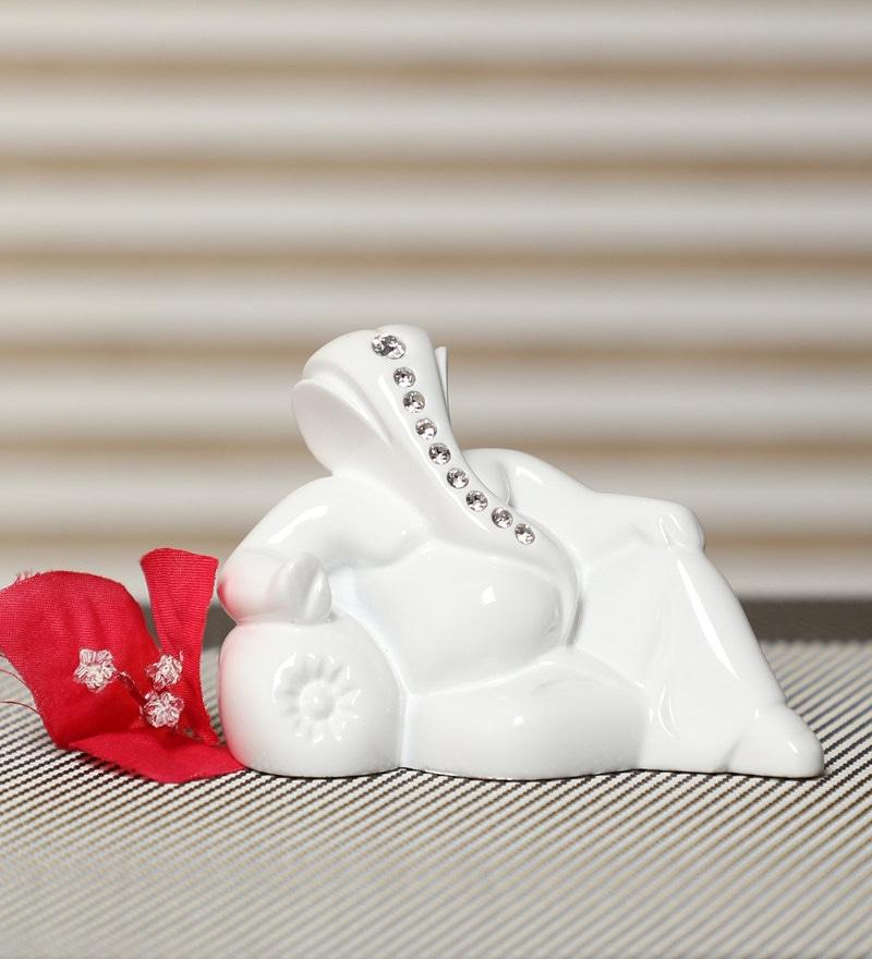 Ganesha  Ganpati Idol for Car Dashboard , Lord Ganesha Statues  Beautiful Car Dashboard Idol Figurine Showpiece