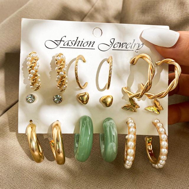 Pearl Stud Earring Set