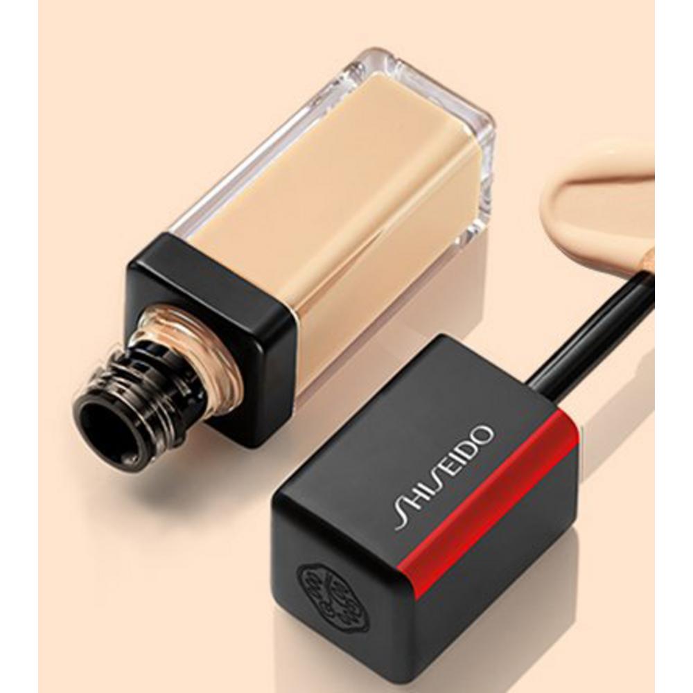 Shiseido Samoosvěžující korektor Synchro Skin 5,8 ml, odstín 201 Light