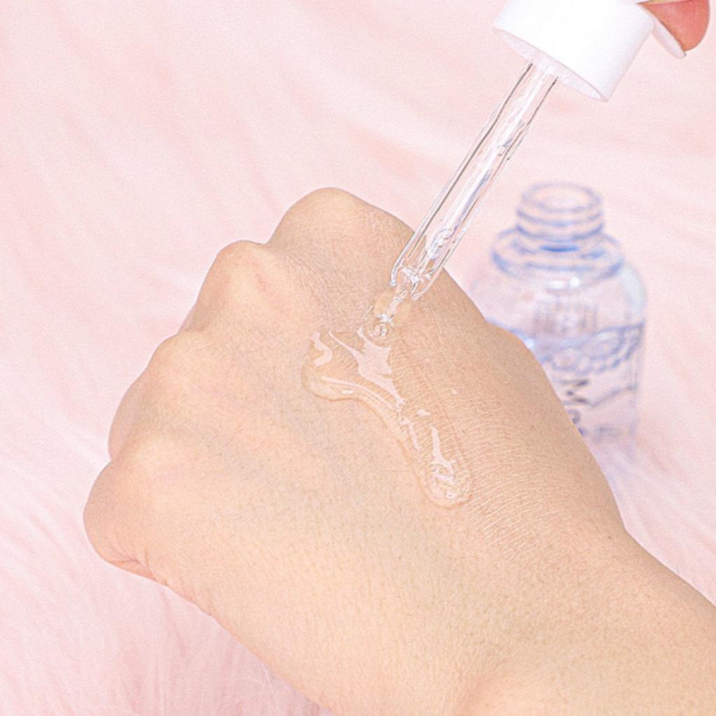 MEDIPEEL HYALURON LAYER MOOLTOX AMPOULE 30ml