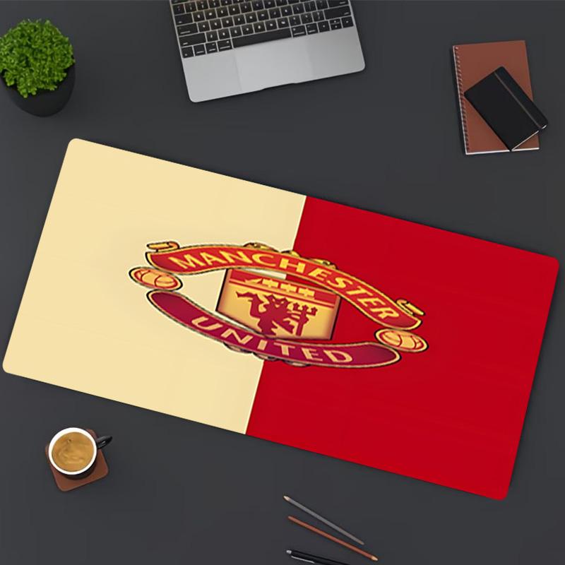 Football team.C Print Mouse Pad, for Keyboard Pad Laptop PC Mat for Office Home Use, Desk Decor, Perfect Birthday Gift for Gamers
