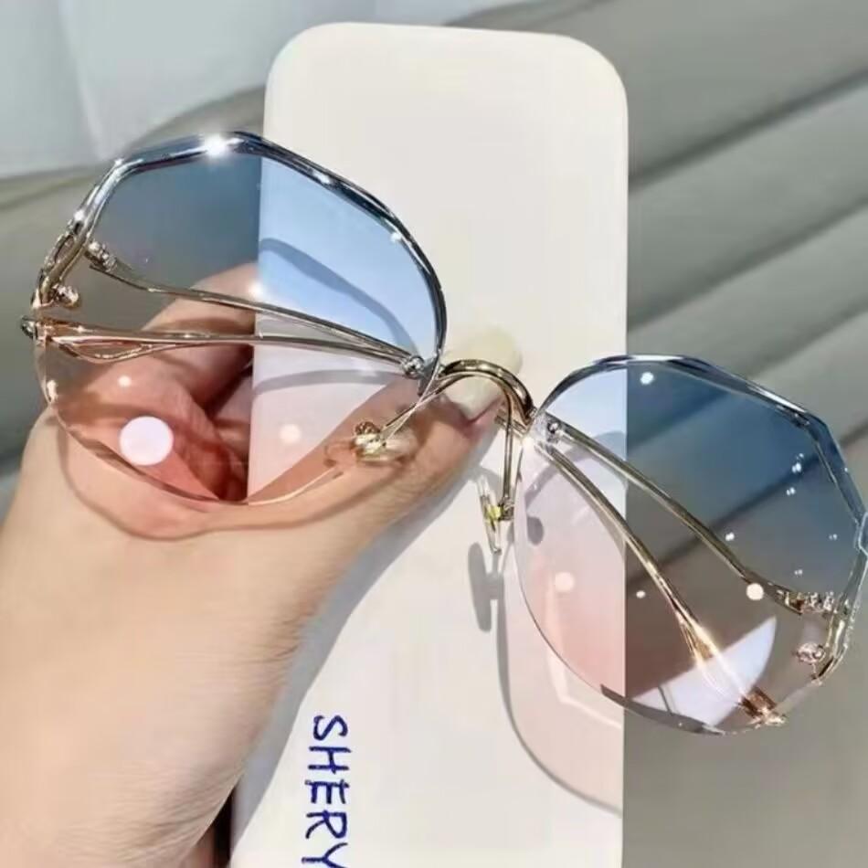 

New Borderless Trimming Sunglasses Women Designer Metal Sun Glasses UV400 Outdoor Travel Eyewear Oculos De Sol As shown in the figu