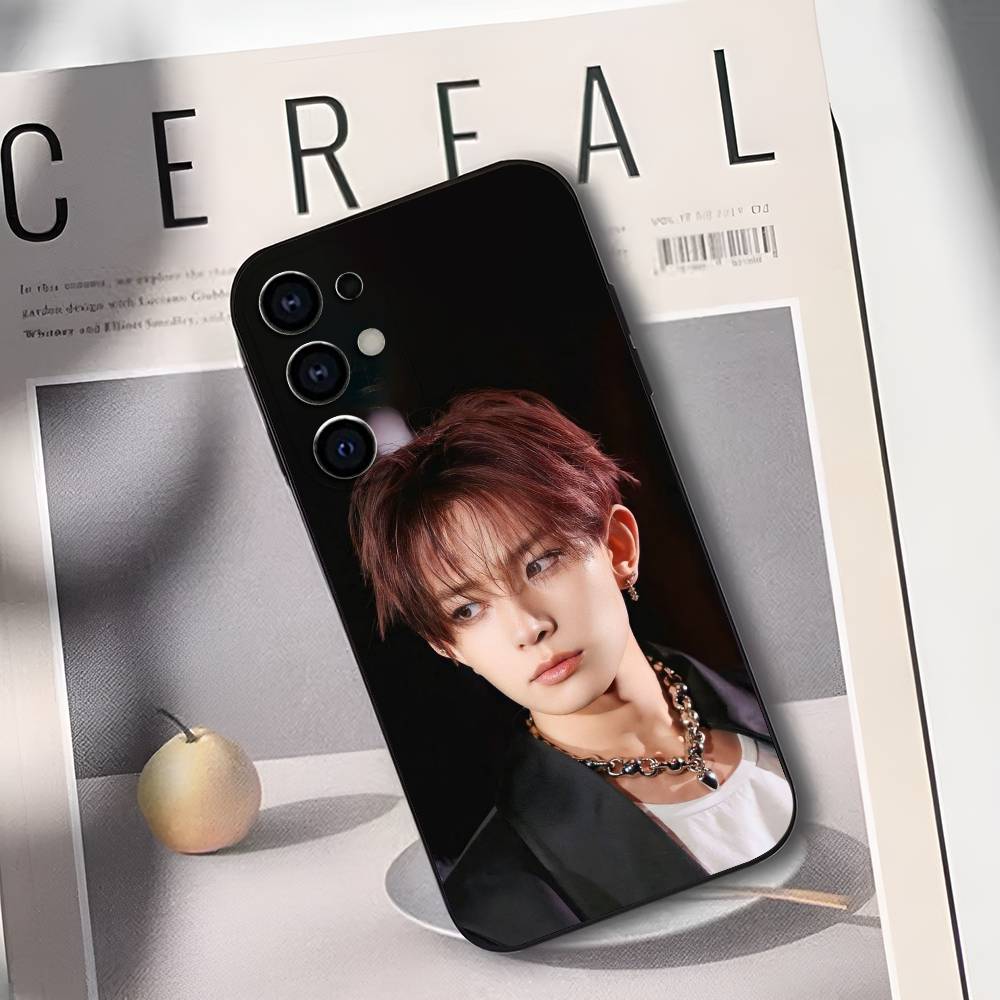 H-Heeseung L-Lee Phone Case For Samsung S25,S24,S21,S22,S23,S30,Ultra,S20,Plus,Fe,Lite,Soft Black Cover
