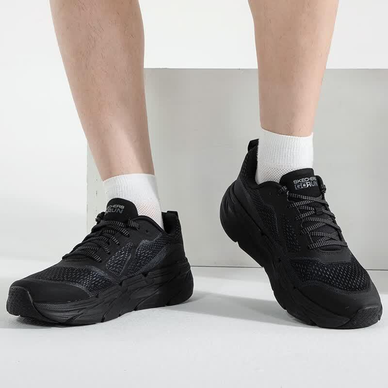 

Skechers Men s 54450-BKCC Running Shoes US 10