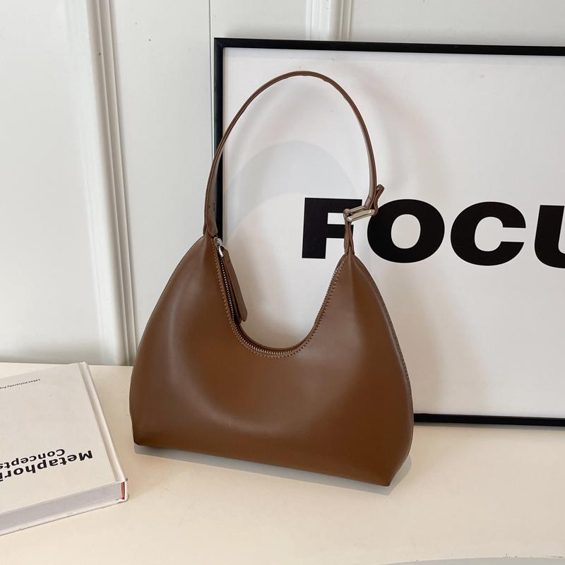 Stylish Underarm Shoulder Bag Ladies PU Leather Solid Color Underarm Vagabond Purse and Handbag