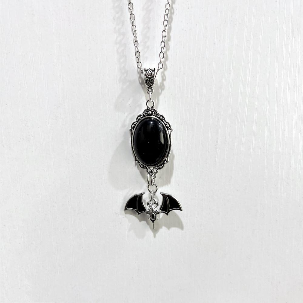 Gothic Vampire Bat Necklace With Crystal Pendant For Women Summer Fashion