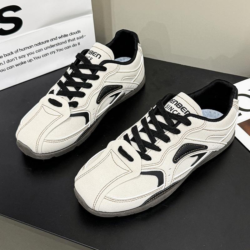 

Fashion board shoes women s 2025 autumn new German training white shoes velvet ins Korean version of student sports and leisure shoes tide 40
