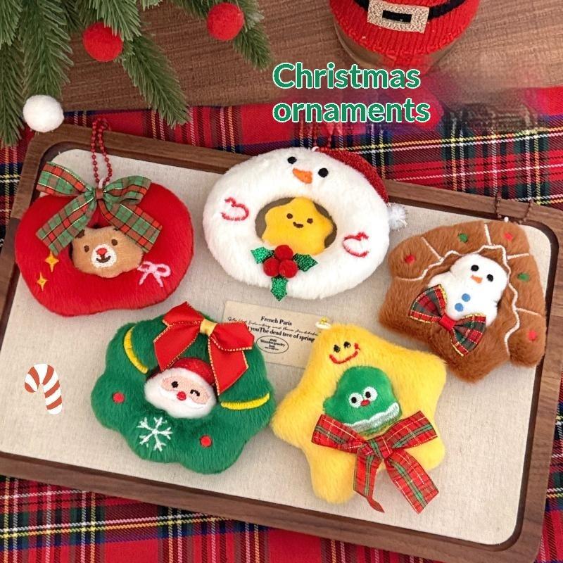 Christmas Mini Cartoon Keychain Soft Plush Santa Snowman Design Portable Bag Ornament Xmas Stocking Filler for Toddlers