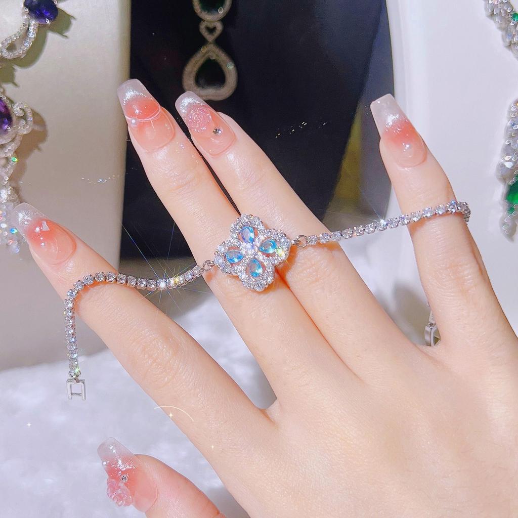 High-End Four-Leaf Clover Diamond-Encrusted Bracelet, Girls' Cold Wind Niche Design, Exquisite Light Luxury, Full Of Diamonds, Sea Blue Zirconium