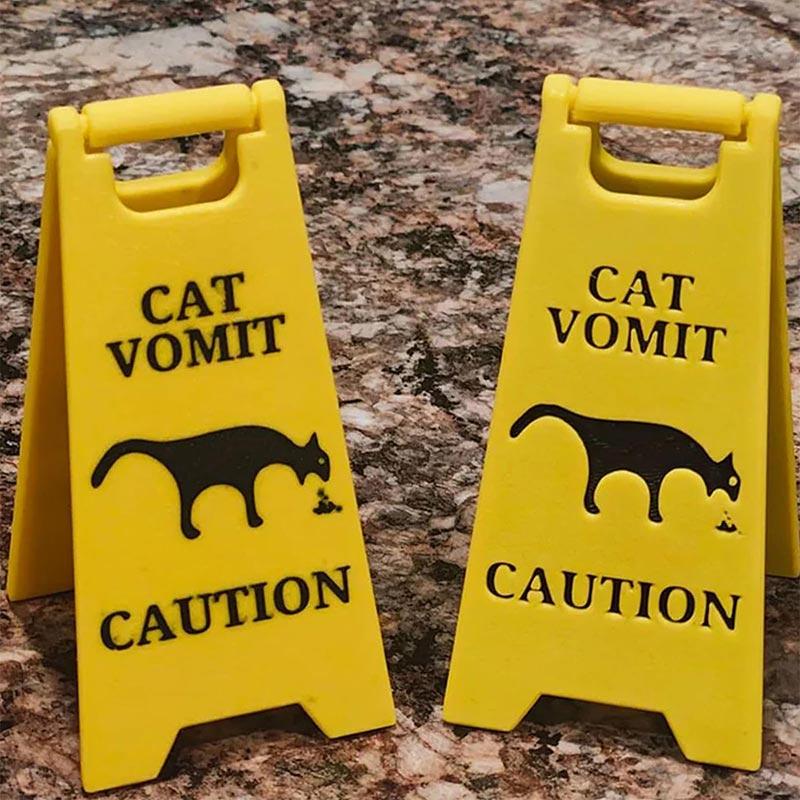 Funny Cat Signs Decor Cat Vomit Sign Bright Yellow Warning Pet Vomit Decoration Durable Desk Decor Unique Gift for Pet Lovers