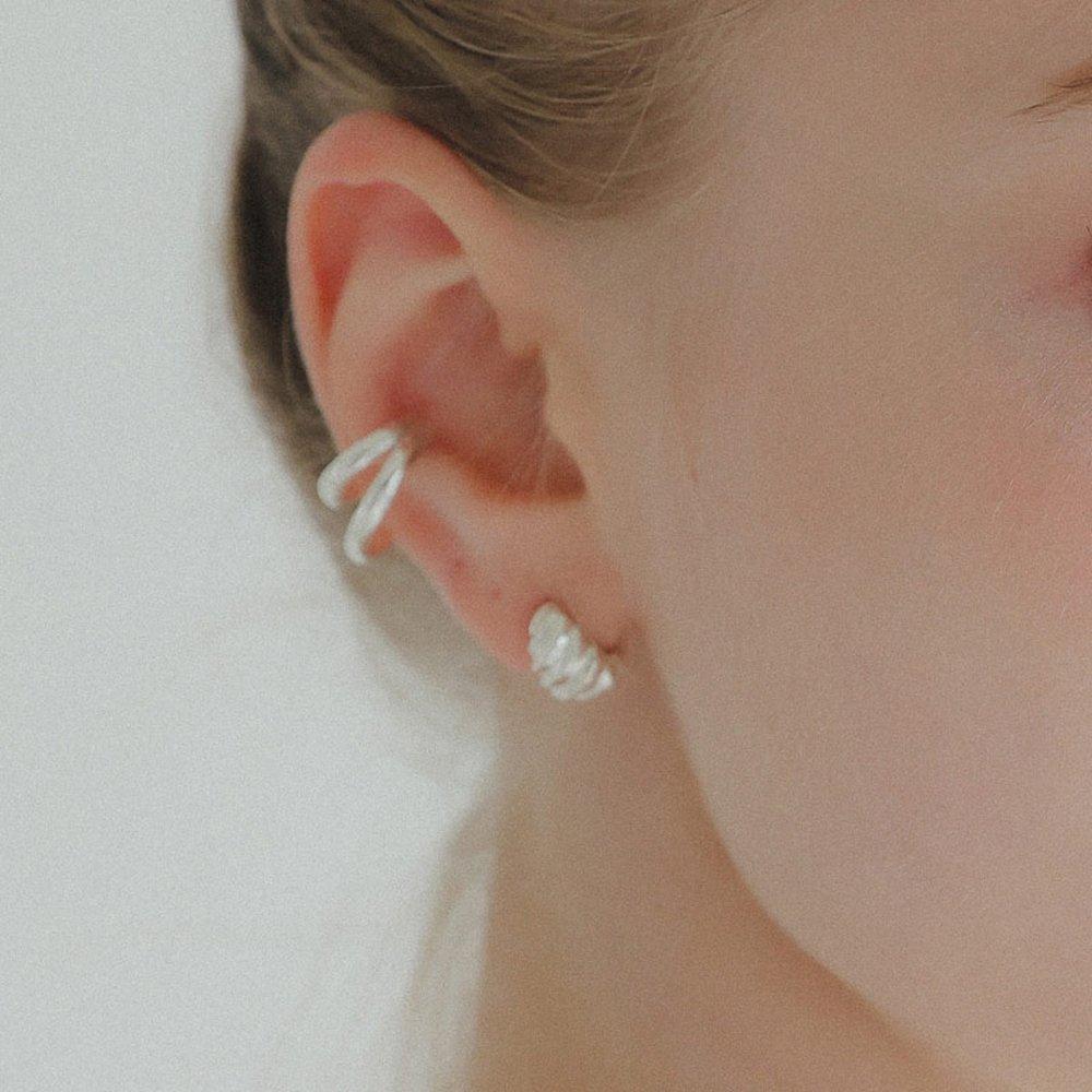 J.Lauren Two-Line Two-Size Silver Ear Cuff M03940