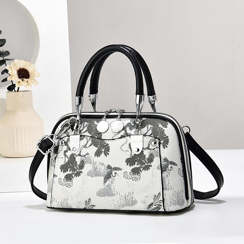 Chic Urban Minimalist Tote Bag With Floral Design For Daily Use Perfect For Women
