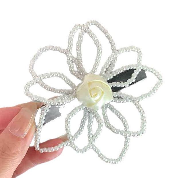Korean Pearl Flower Retro Hair Clip: Elegant Side Bangs Accessory with Unique Design