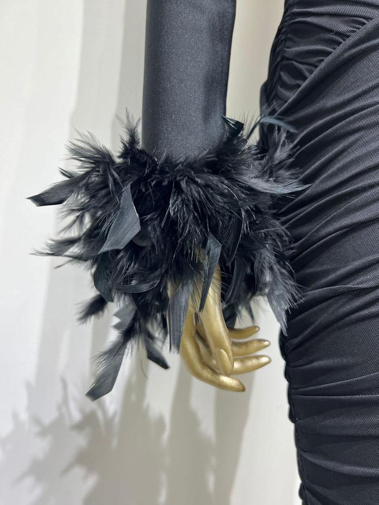 2023 Bandage Skirt Two-Piece Set: Sexy Feather Long-Sleeve Crop Top & Short Skirt